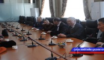  Хэлмэгдэгсдийн гэр бүлийг хүлээн авч уулзлаа