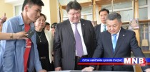 УИХ-ын дарга өсвөрийн инженерүүдийн бүтээлийн үзэсгэлэнд зочлов