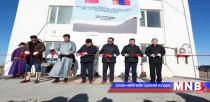 Бургастайн боомтын ажилчид 100 км-ээс ундны ус, түлшээ авчирдаг