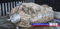 Хоёрдогч түүхий эд авдаг иргэд Онцгойгийн албан хаагчдад тусалжээ