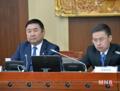 Гэр бүлийн хүчирхийллийн тухай хуулийн эцсийн хэлэлцүүлгийг хийлээ