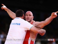 Оросын чөлөөт бөхийн аваргууд тодорлоо