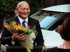 А.Хүчитбаатар зодог тайлахаа албан ёсоор зарлав 