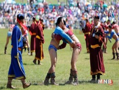 Даншгийн наадмын шөвгийн найман бөх тунаж үлдээд байна 