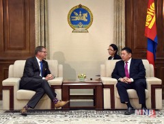 УИХ-ын дарга М.Энхболд Канадын элчин сайдыг хүлээн авч уулзав