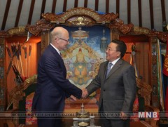 Монгол Улсын Ерөнхийлөгчид Канад Улсын парламентын Нийтийн танхимын дарга бараалхлаа