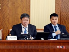 Төсвийн байнгын хороо хуралдлаа