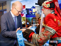 Канад Улсын парламентын Нийтийн танхимын дарга Жиофф Рэган манай улсад хүрэлцэн ирлээ