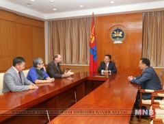 Олон улсын “Тахь групп” төслийн төлөөлөгчдийг хүлээн авч уулзав