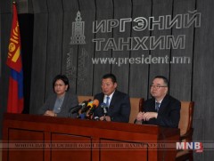 Ц.Баярсайхан: Г.Ариунбаатар монголчуудын бахархлыг бадрааж улам их амжилт гаргана гэдэгт итгэж байна