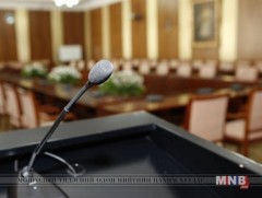 Байнгын хороод хуралдана