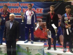 Манай 3 бөх алтан медаль хүртжээ