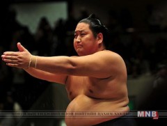 Хөх Монголын нэгэн хүчит хүү хөх тэнгэрт “ууслаа” 