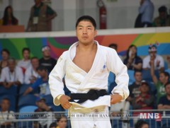 Д.Төмөрхүлэг үзэгчдийн суудал руу шилжлээ