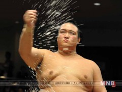 Д.Бямбадорж, М.Ананд нар башёг эрт орхисон нь Кисэносатог түрүүлэх хэмжээнд хүргэв үү 