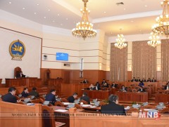 Үндсэн хуулийн цэцийн 01 тоот дүгнэлттэй танилцлаа