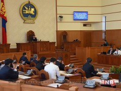 Эрүүгийн хуульд нэмэлт, өөрчлөлт оруулах тухай хуулийн төслийг эцсийн хэлэлцүүлэгт шилжүүллээ