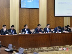  Хөгжлийн банкны тухай хуулийн шинэчилсэн найруулгын төслийн эцсийн хэлэлцүүлгийг хийлээ