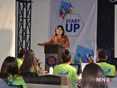 “Өсвөр үеийн эрүүл ирээдүйн төлөө хамтдаа” сургалт болж байна 