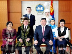 УИХ-ын дарга М.Энхболд Наурызын баярыг тохиолдуулан мэндчилгээ дэвшүүлэв 