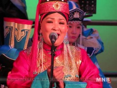 “Эрвээхэй мөнгөн товч” концерт  