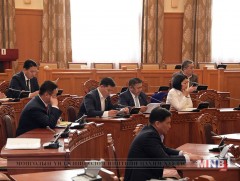 Үндсэн хуулийн цэцийн дүгнэлттэй танилцав