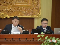 Хууль зүйн байнгын хороо хуралдав