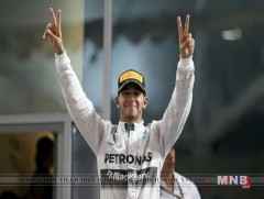 Льюс Хамилтон түрүүлж, тэргүүн байрнаас үндсэн уралдааныг эхлүүллээ  