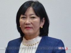 ЯРИЛЦЪЯ: Эрүүл мэндийн сайд А.Цогцэцэг  