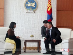 БНСВУ-аас Монгол Улсад суух Онц бөгөөд Бүрэн эрхт Элчин сайд Итгэмжлэх жуух бичиг барив
