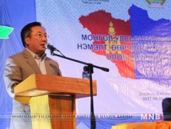 Багш, эмч нар орон нутгийн нэмэгдлээ алдахаас эмээж байна