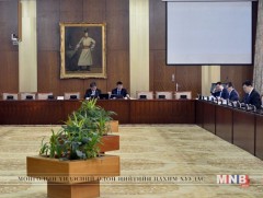 Төрийн албан хаагчдад 300 мянган төгрөгийн тэтгэмж олгох саналыг Төсвийн байнгын хороо дэмжлээ