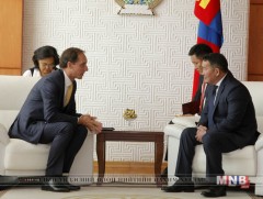 Ерөнхийлөгч Х.Баттулга ХБНГУ-ын Элчин сайд Ш.Дүппелийг хүлээн авч уулзав