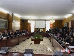 Олон нийтийн хэлэлцүүлгийн үр дүнгийн тайланг хүлээлгэж өгөв