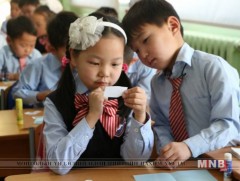 Нийслэлийн хэмжээнд 60-аас дээш сурагчтай 5 анги хичээллэж байна