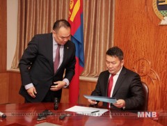 Монгол Улсын Ерөнхийлөгч Х.Баттулга Ерөнхий сайдад албан бичиг хүргүүллээ