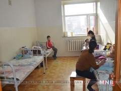 Томуу, томуу төст өвчний тохиолдол буурч, эмнэлгүүдийн орны ачаалал багасчээ