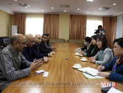 УИХ-ын эмэгтэй гишүүд БНЭУ-ын эрүүл мэндийн салбарын төлөөлөлтэй уулзав