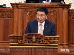 Хуулийн төслийг анхны хэлэлцүүлэгт бэлтгүүлэхээр байнгын хороонд шилжүүлэв