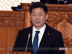 Ерөнхий сайдын мэдээллийг сонсч, хуулийн төслүүдийг баталлаа