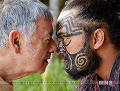 Орон орны хүмүүсийн өвөрмөц сонин мэндчилгээ