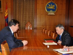 МҮБХ-ны маргаантай холбоотойгоор зарим хүмүүстэй уулзаж санал солилцлоо