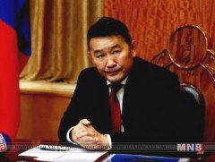Ерөнхийлөгч Х.Баттулга Бөхийн холбоонд үүссэн зөрчил, тэмцлийг таслан зогсоох тухай албан бичиг хү..