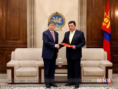 Жилийн борлуулалтын орлого нь 1.5 тэрбум төгрөгөөс доош аж ахуйн нэгжүүдийн төлсөн татварын 90 хув..