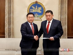 Орон нутаг дахь удирдлагын босоо тогтолцоог зохицуулсан хуулиудын төслийг өргөн барилаа