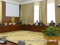 Хуулийн төслүүдийг хэлэлцэх эсэх асуудлыг хэлэлцэв
