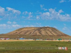 Алтан-Овооны их тахилга долоодугаар сард болно 