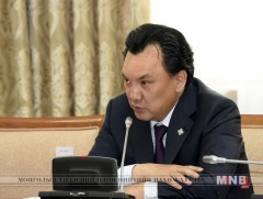 Хууль хэрэгжүүлэх зарим арга хэмжээний тухай УИХ-ын тогтоолуудын хэрэгжилтийн талаар мэдээлэл сонс..