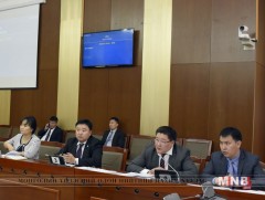 Хуулийн төслүүдийн анхны хэлэлцүүлгийг хийлээ