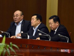 АН-ын бүлэг дэгийн хуулийн төслүүдийн анхны хэлэлцүүлгээс завсарлага авлаа